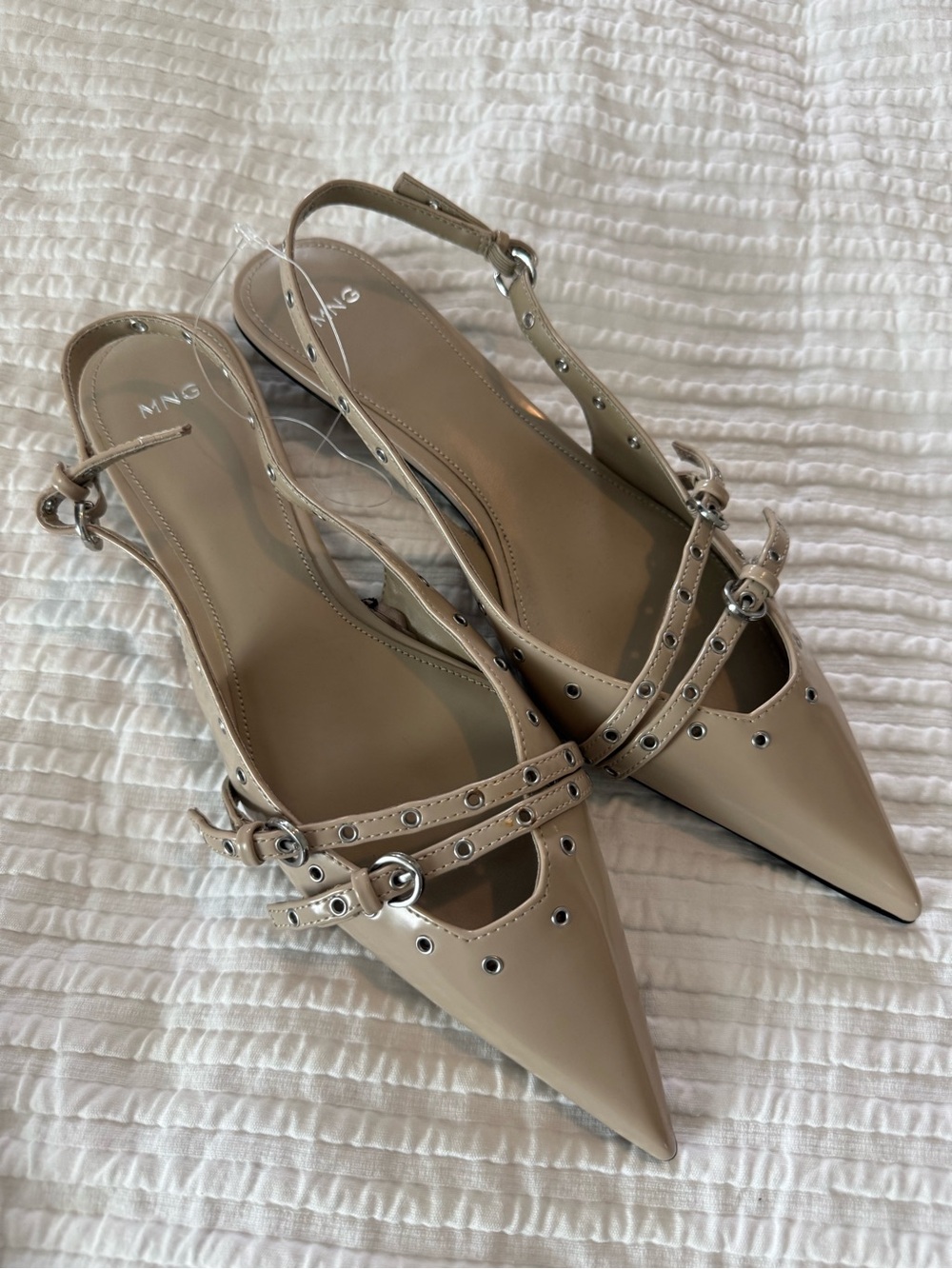 Mango Women's Beige Pointed Slingback Kitten Heels NWT 1034